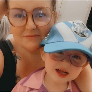 Meet your Posher, Rebekah lea